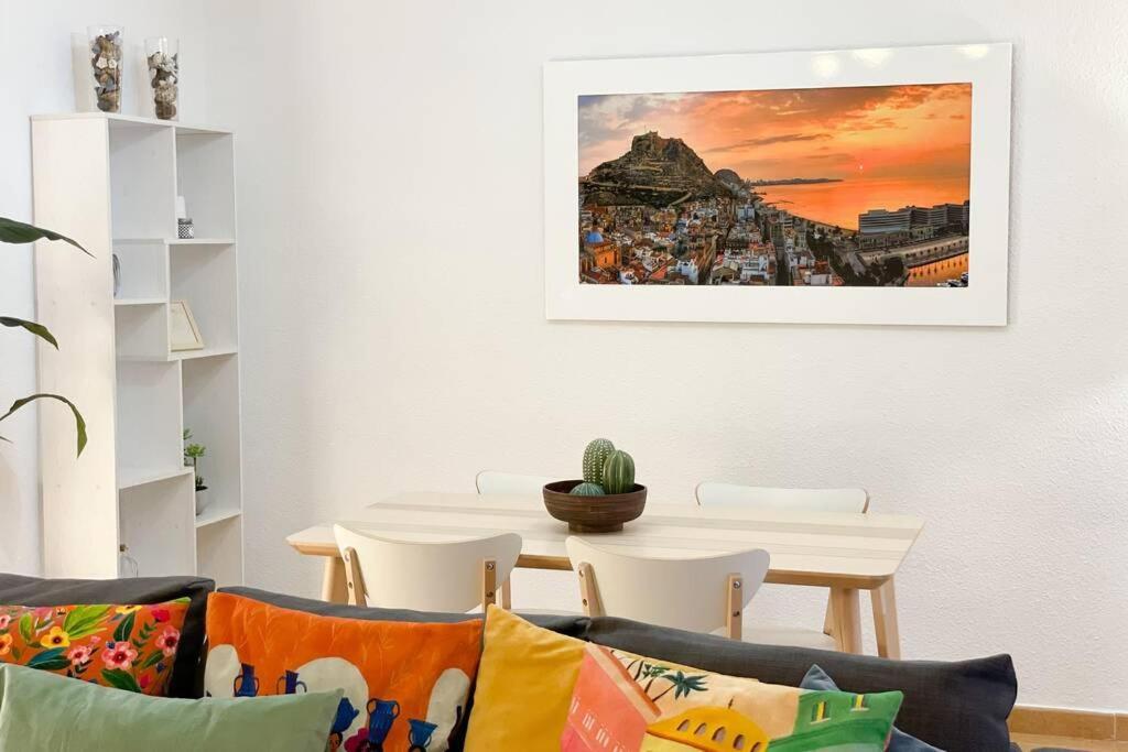 Coqueto Y Amplio Apartamento A 15 Min De La Playa Alicante Exterior photo